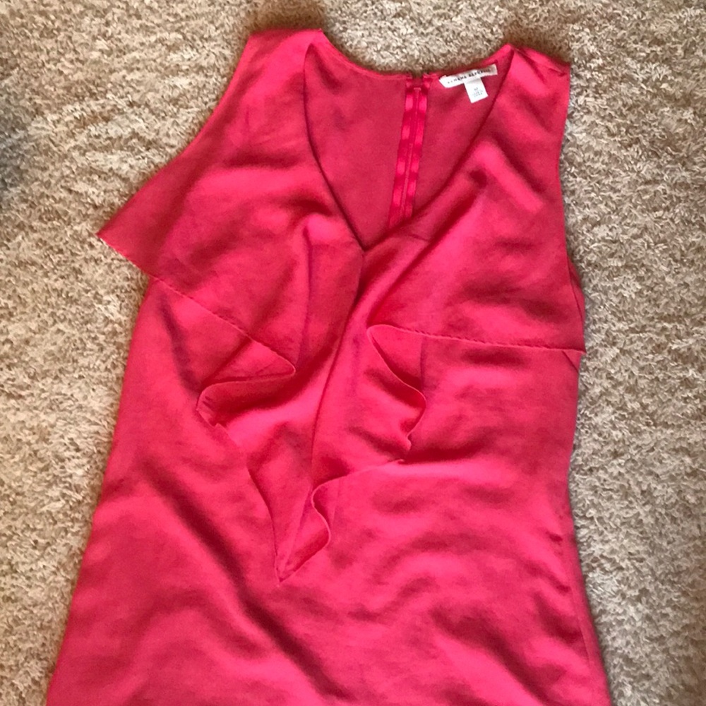 EUC hot pink Banana Republic ruffle front blouse